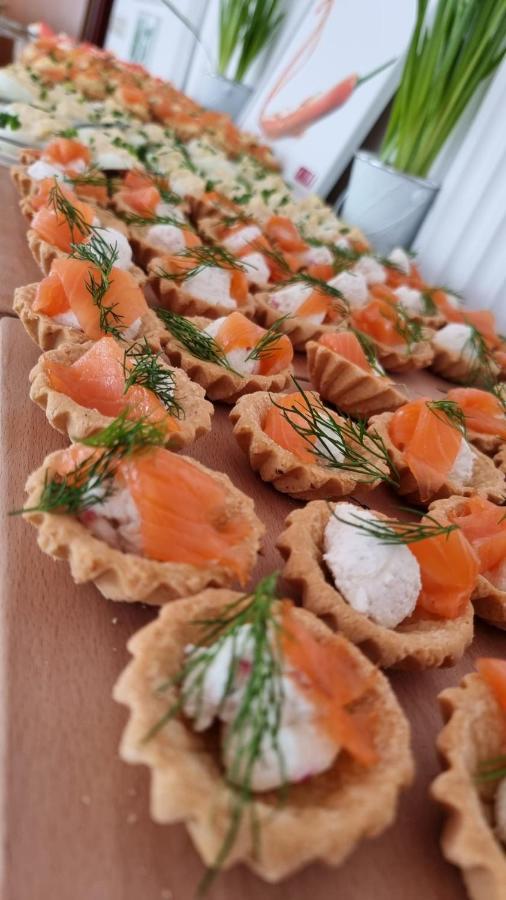 Tasarz Spa Osrodek Wczasowy Rewal Esterno foto